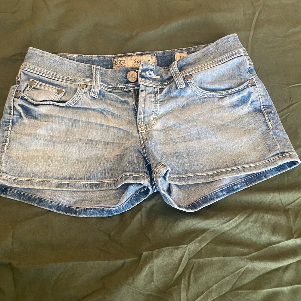 BKE Jean shorts. Size 28